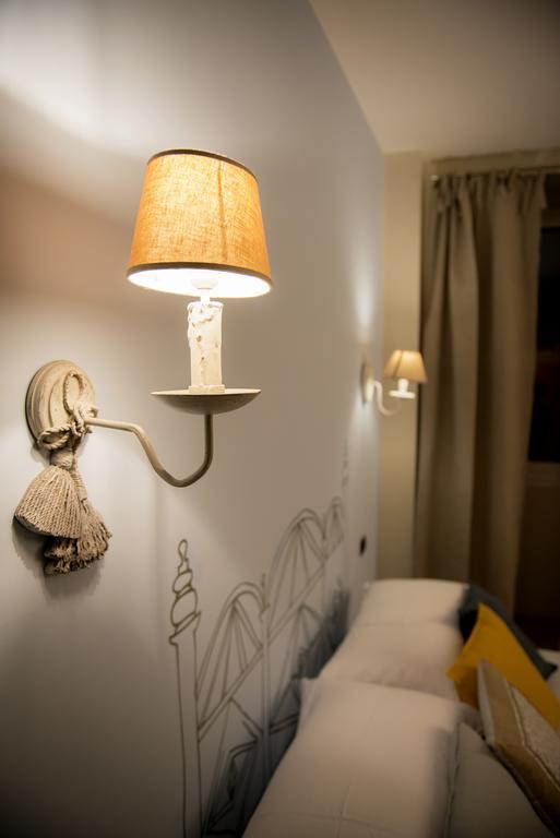 So&Leo Guest House Janov Pokoj fotografie